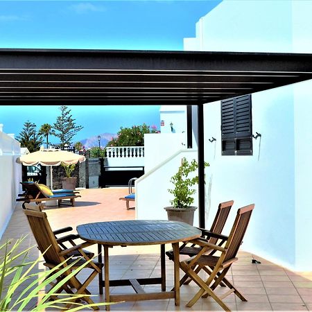 Grand Villa Famara Puerto Del Carmen ปูแอร์โตเดลคาร์เมน ภายนอก รูปภาพ