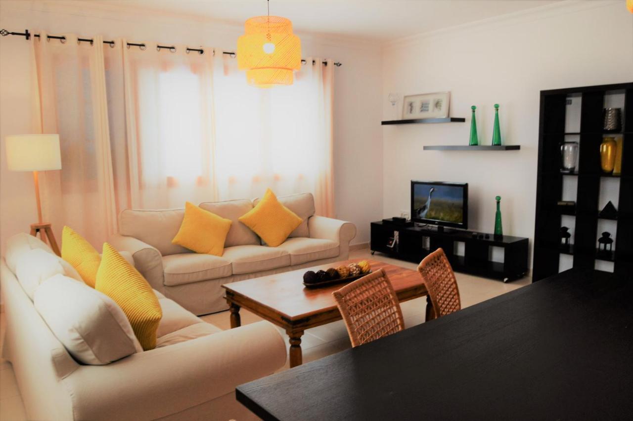 Grand Villa Famara Puerto Del Carmen ปูแอร์โตเดลคาร์เมน ภายนอก รูปภาพ
